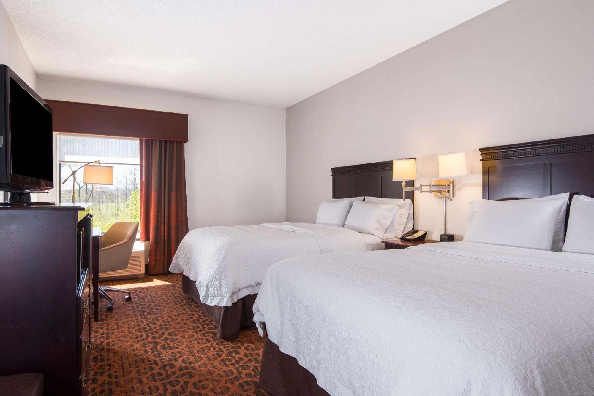 Hampton Inn Parkersburg/Mineral Wells Exterior foto