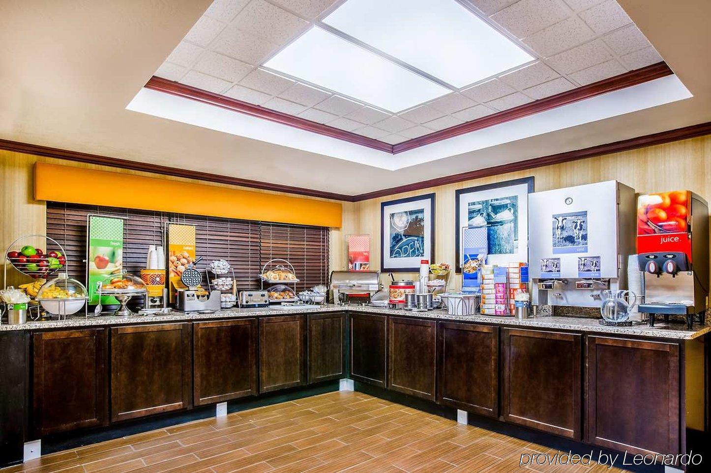 Hampton Inn Parkersburg/Mineral Wells Exterior foto