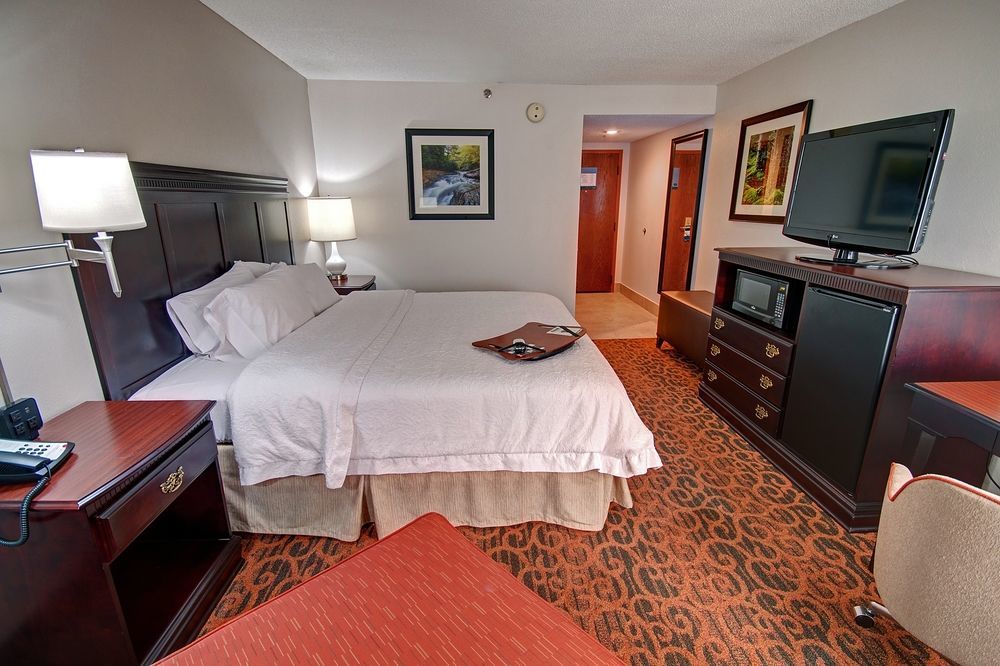 Hampton Inn Parkersburg/Mineral Wells Exterior foto